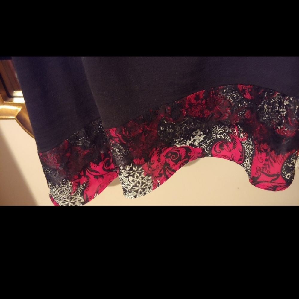 Sweater - Picture 3 of 5